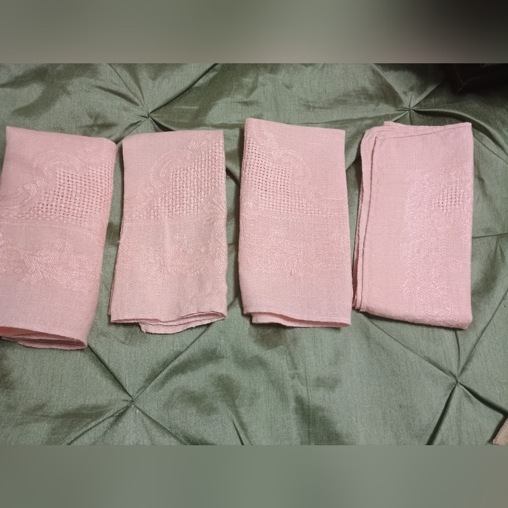 Set of 4 Peach Linen Textured Cloth Napkins 15 X 15 Inches - Picture 2 of 9